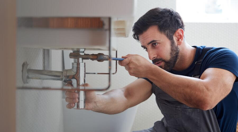Professional sink repair services in Tunica, MS